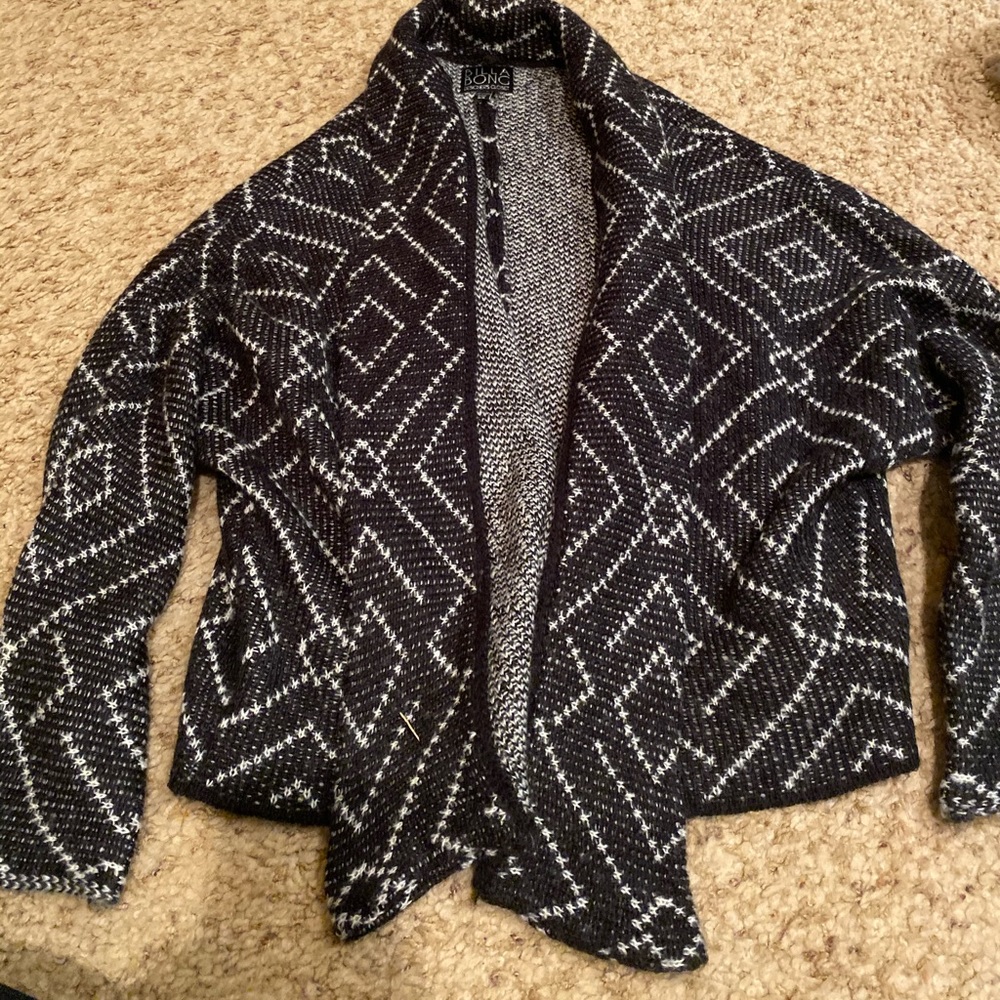 Billabong size medium sweater